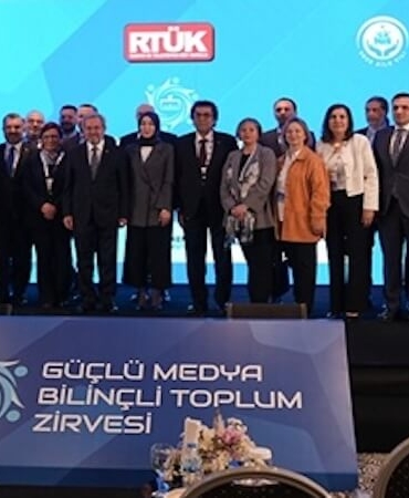 “Güçlü Medya, Bilinçli Toplum Zirvesi” Yoğun Katılımla Gerçekleşti